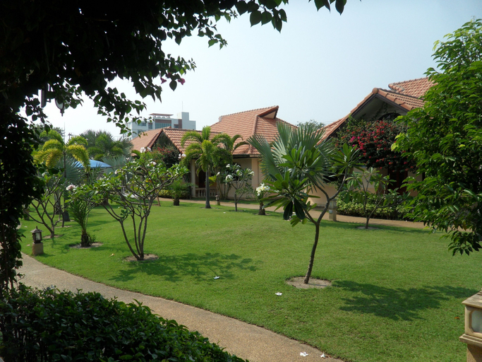 Others 5, Two Fifty Nine Resort, Si Racha