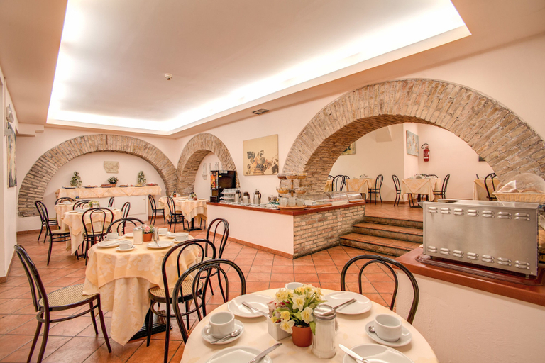 Food & Drinks 5, Hotel Corona, Rome