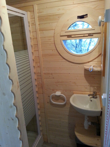 Bathroom 4, Camping Ibie, Ardèche