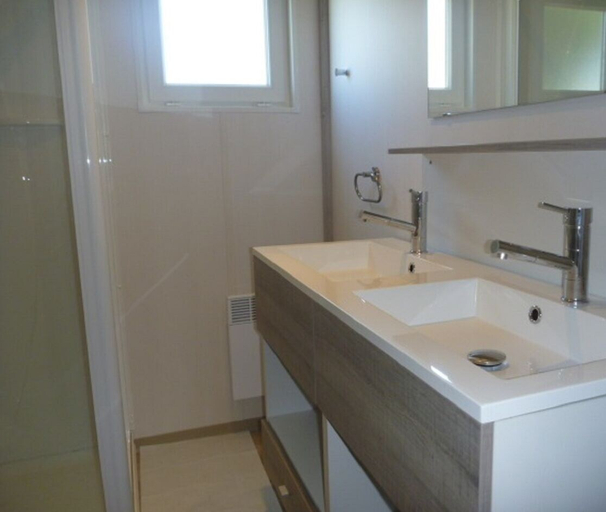 Bathroom 3, Camping d'Arvor, Morbihan