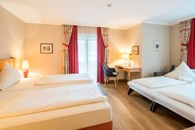 Bedroom 3, Hotel Gasthof Huber, Ebersberg