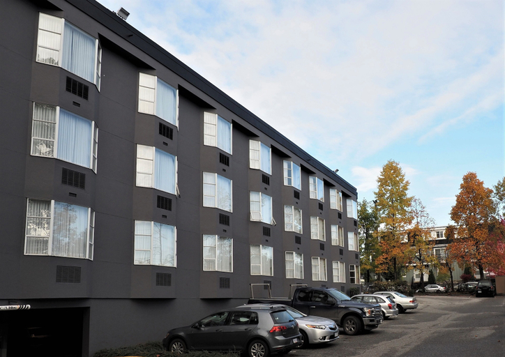 Exterior & Views 2, Best Western Plus Vancouver Airport Hotel, Greater Vancouver