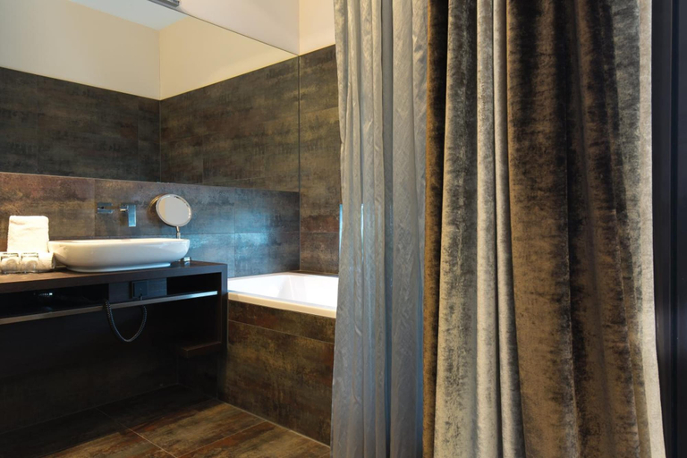 Bathroom 4, SAKS Urban Design Hotel Kaiserslautern, Kaiserslautern