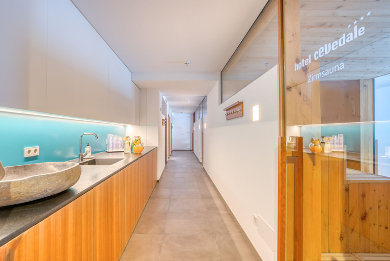 Bathroom, ORTLER'S Hotel, Bolzano