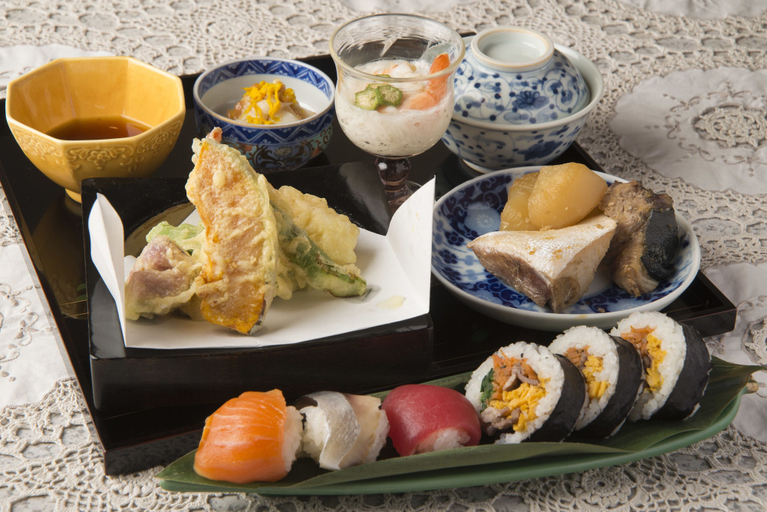 Food & Drinks 5, Hotobil, Nara