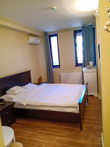 Bedroom 3, Vila Adry's, Constanta