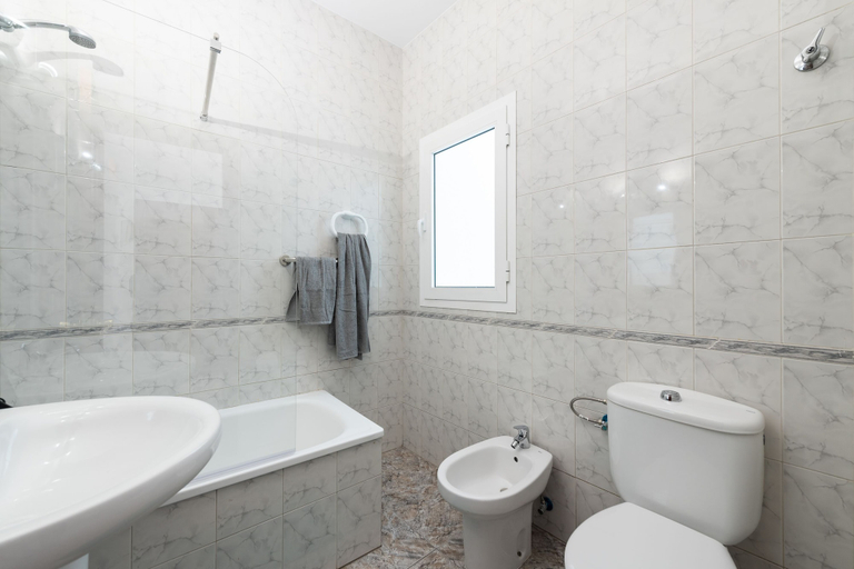 Bathroom 4, CoolivingC, Las Palmas