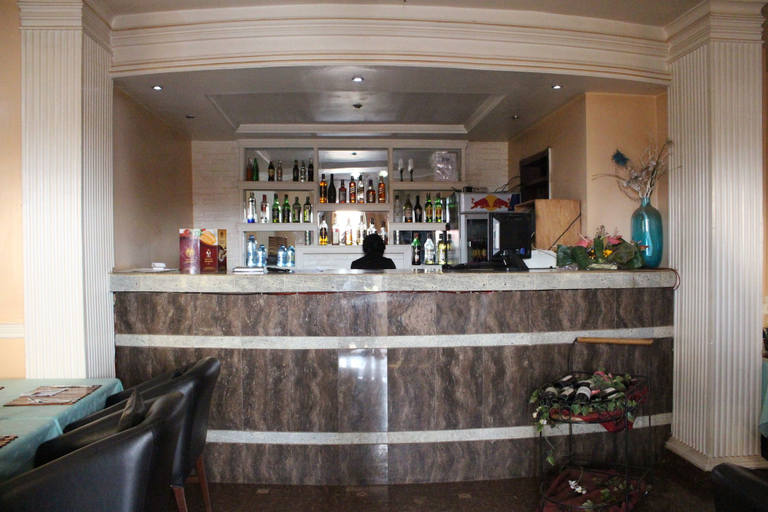 Food & Drinks 4, Hotel Mbouoh Star Palace, Menoua