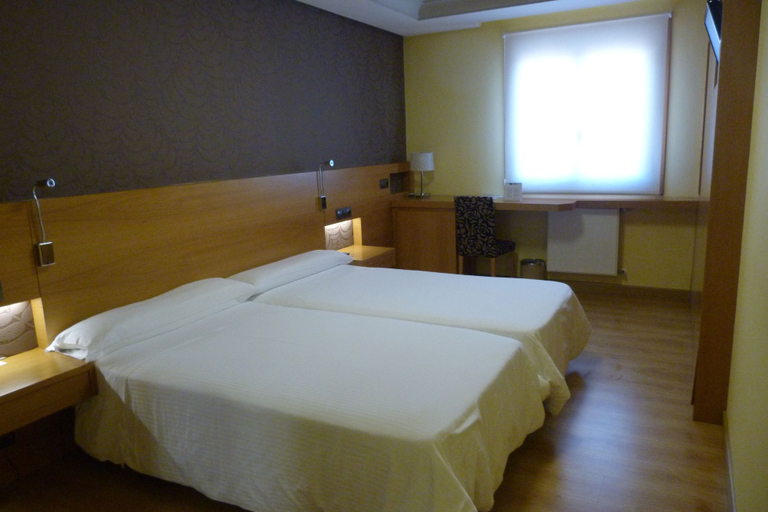 Bedroom 2, Hotel Nordés, Lugo