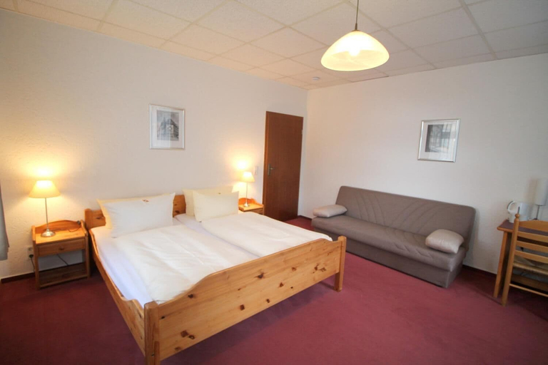 Bedroom 3, Hotel Burgk, Dresden