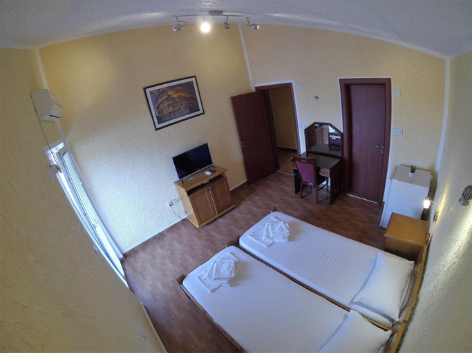 Others 4, Martinovic Rooms
