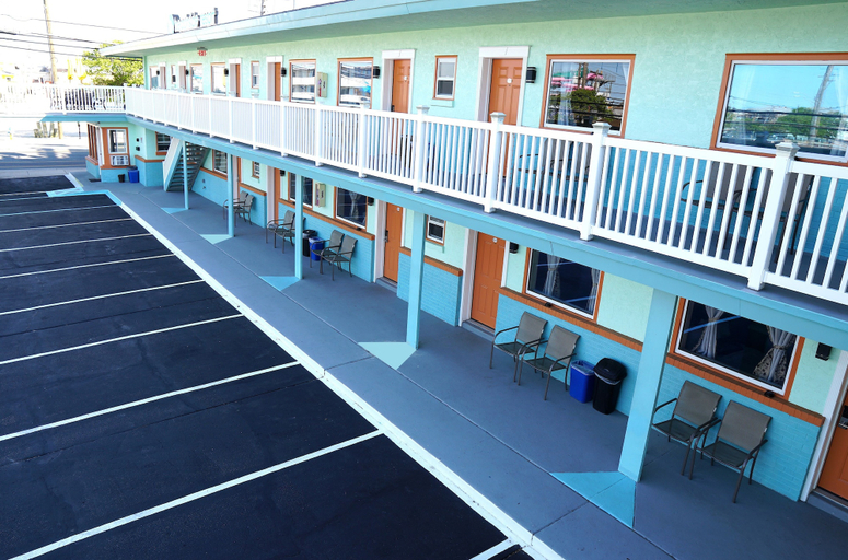 Exterior & Views 2, Beachside Resort, Cape May