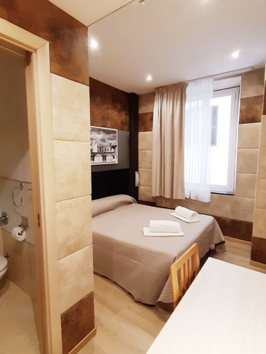 Bedroom 3, Gialli Vatican Guesthouse, Rome