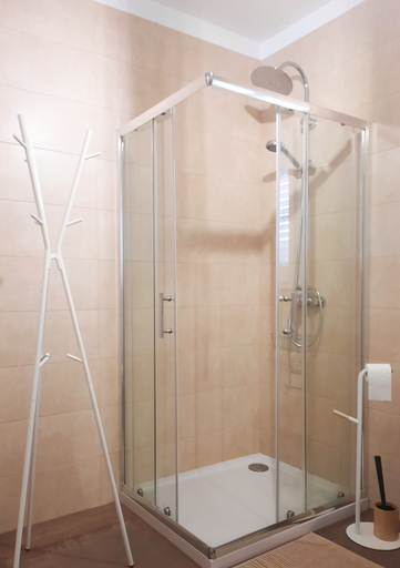 Bathroom 5, Smiling Places, Vila do Conde
