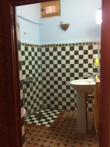 Bathroom 5, Riad Selma, Meknès