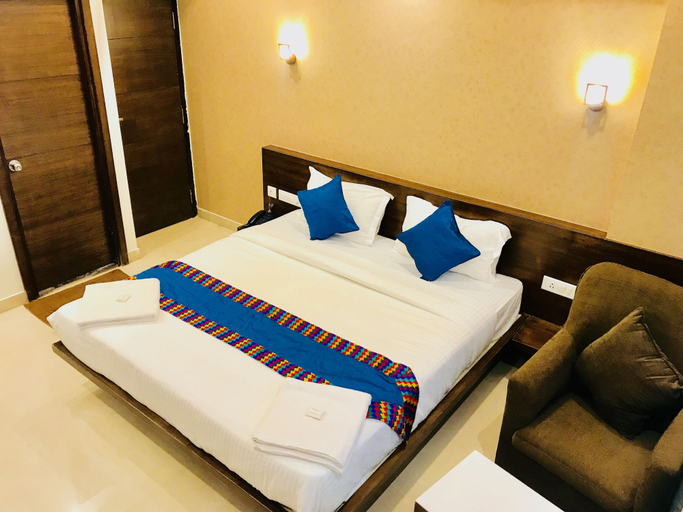 Bedroom 3, Regalia Inn & Suites, Mysore