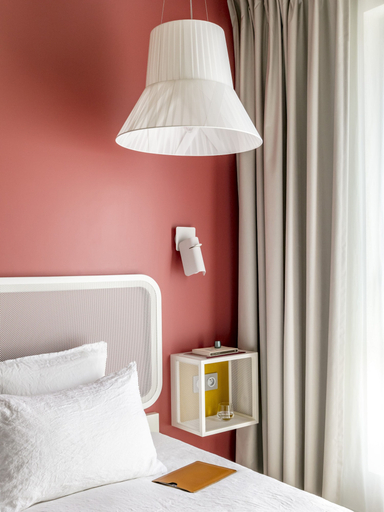 Bedroom 2, OKKO Hotels Toulon Centre, Var