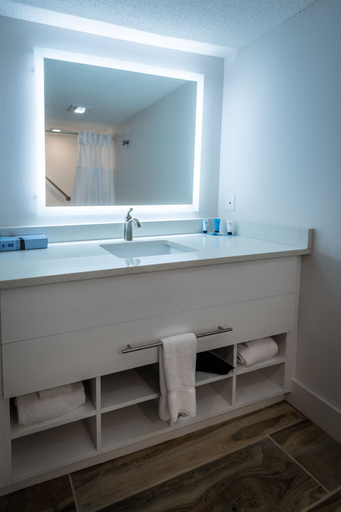 Bathroom 4, Palmera Inn and Suites, Beaufort