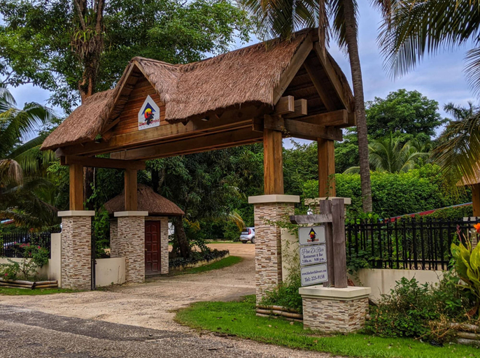 Exterior & Views 2, Black Orchid Resort