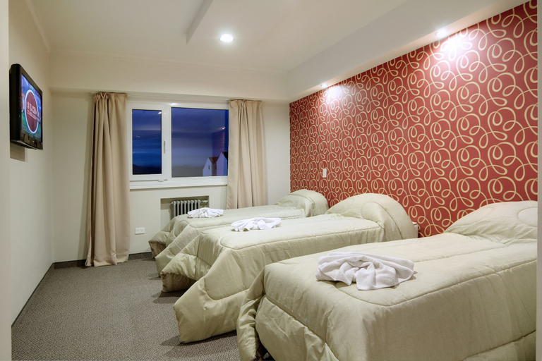 Bedroom 4, Hotel Sol Bariloche, Bariloche