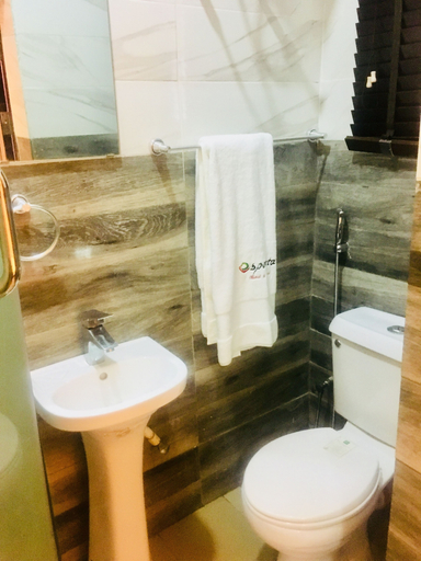 Bathroom 3, Esporta suites Lekki, Eti-Osa