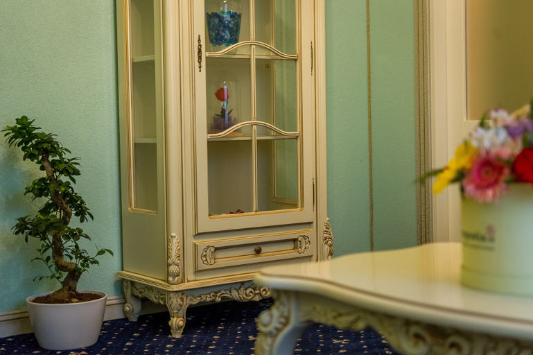 Bathroom 4, JMR Royal, Constanta