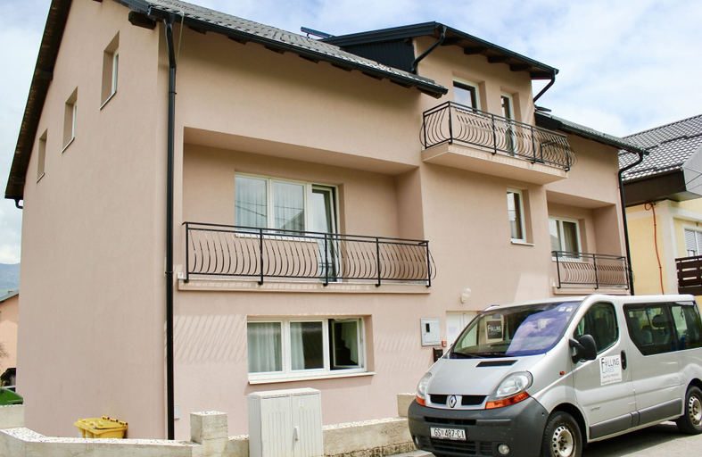 Exterior & Views, Falling Lakes Hostel, Plitvička Jezera