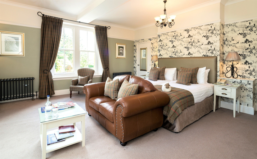 Bedroom 4, Three Ways House Hotel, Gloucestershire