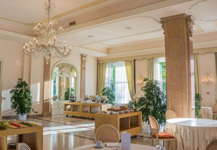 Food & Drinks 4, Brookville Hotel & Suites, Bwari
