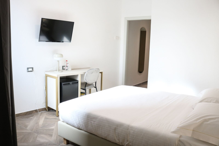 Bedroom 2, Hotel Donatello Modena, Modena