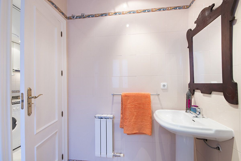 Bathroom 4, Granaxperience Plaza Nueva Apartment, Granada