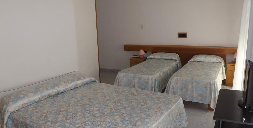 Bedroom 4, Hotel Le Palme, Latina