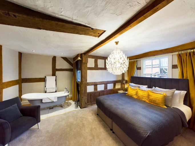 Bedroom 2, Lion & Swan Hotel, Cheshire East