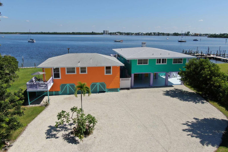 Exterior & Views 2, Bayside Bungalow 3 - Beautiful Bay Views, Lee