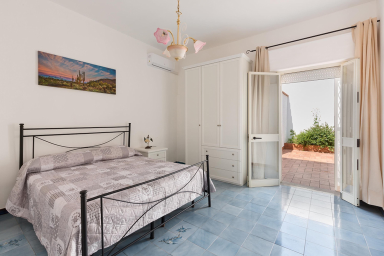 Bedroom 4, Villa Marita, Lecce