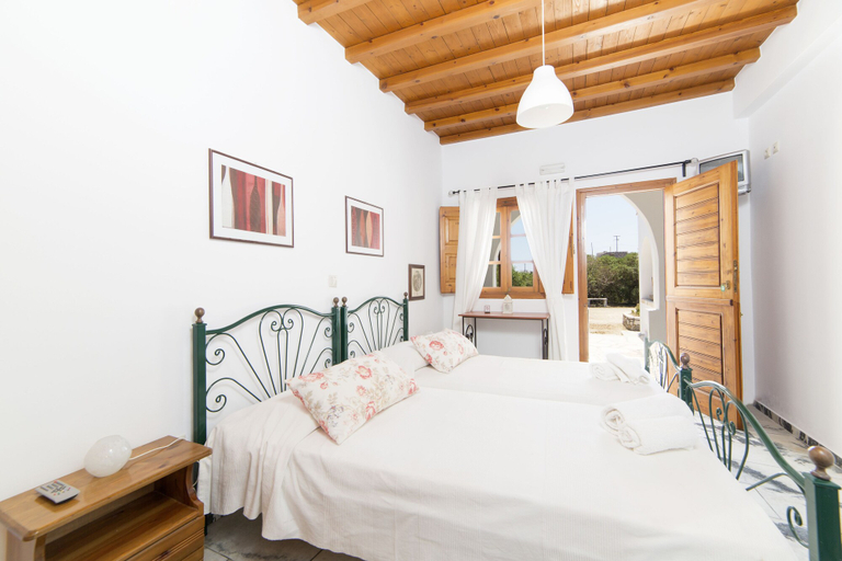 Bedroom 5, Agerino, South Aegean