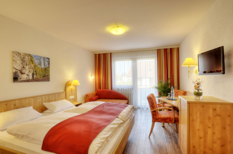 Bedroom 3, Pension Fohrenberg, Waldshut