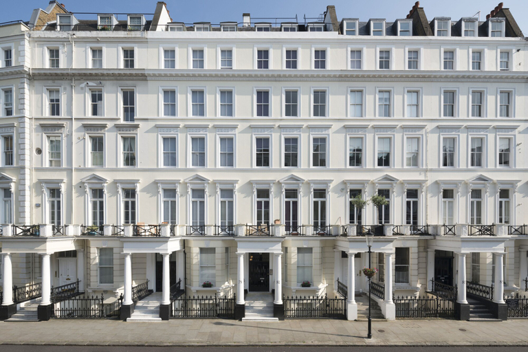 Exterior & Views 2, Somerset Court Apartments, London
