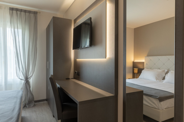 Bedroom 2, Villa Petra, Reggio Nell'Emilia