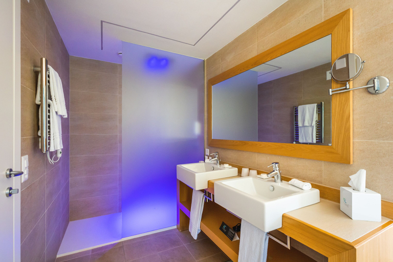 Bathroom 5, DOTLIFE SA, Lugano