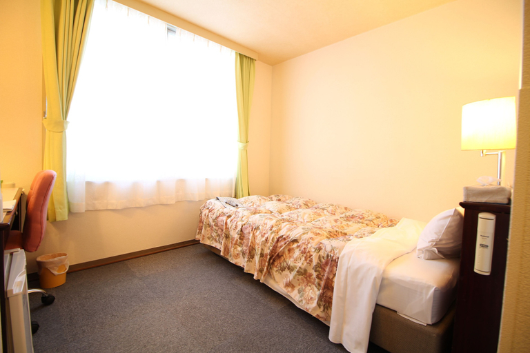Bedroom 3, Royal Inn Shinyamaguchi, Yamaguchi