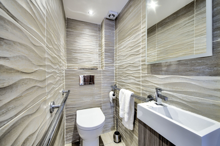Bathroom 2, Cumberland - New Town Apartment, Edinburgh