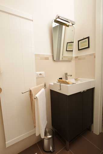 Bathroom 5, B&B Laurus Colosseo, Rome