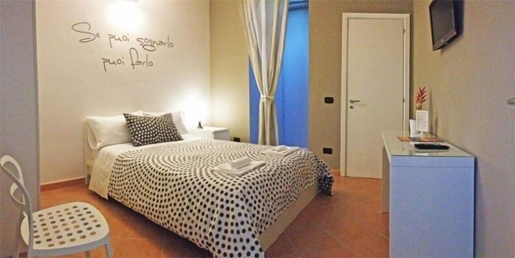 Bedroom 3, B&B Charming House, Barletta-Andria-Trani