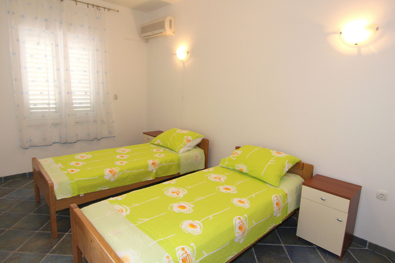 Bedroom 2, Apartment Anja, Pag