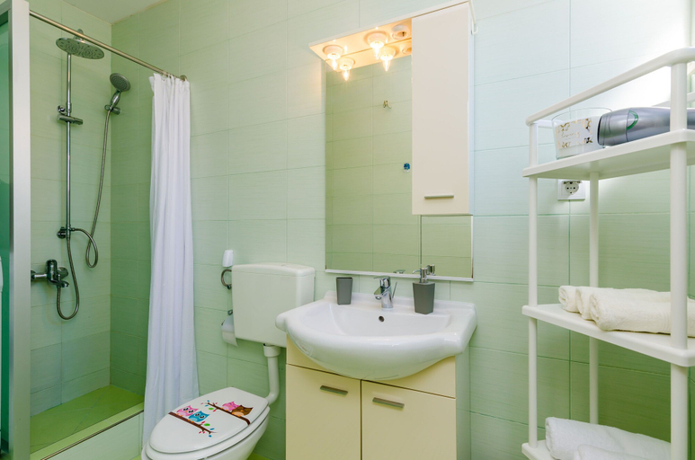 Bathroom 4, Apartments Knego, Župa Dubrovačka