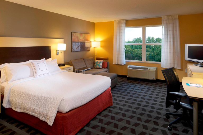 Bedroom 3, TownePlace Suites by Marriott Jacksonville, Onslow