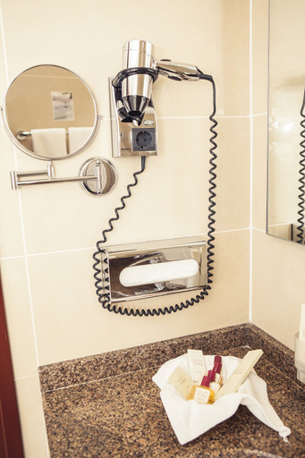 Bathroom 5, Grand Hotel Victory, Aqtau
