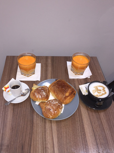 Food & Drinks, Bakirooms, Roma