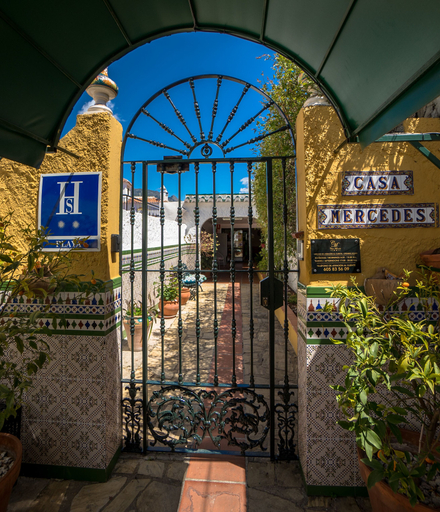 Exterior & Views, Hostal Casa Mercedes, Málaga